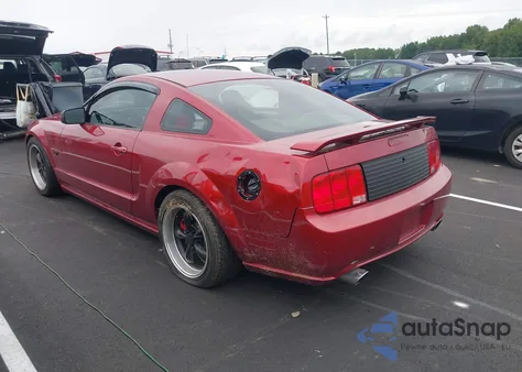 2007 Ford Mustang z USA, uszkodzony, nr VIN 1ZVHT82H675338024